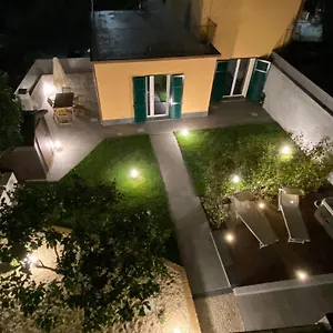 la-villetta-sullargine.hotelitalianriviera.com/